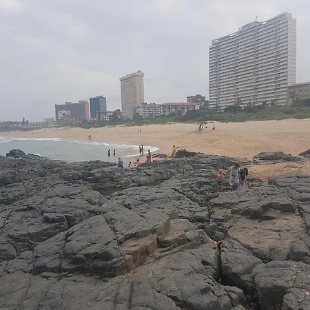 Beach Frond Apartment Amanzimtoti Exterior photo